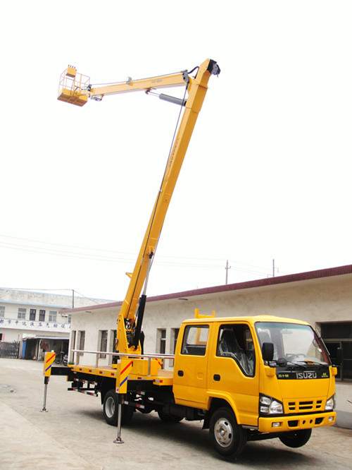 自行高空作業(yè)平臺車(chē) 